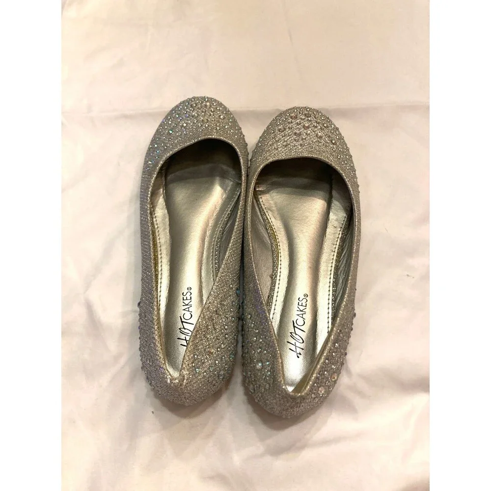 Hot Cakes Silver Glitter Rhinestone Ballet Flats Special Occasion Dress Shoes 7